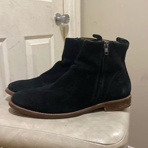 Aldo men’s suede Chelsey boot  10